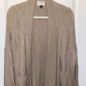 Universal thread cardigan